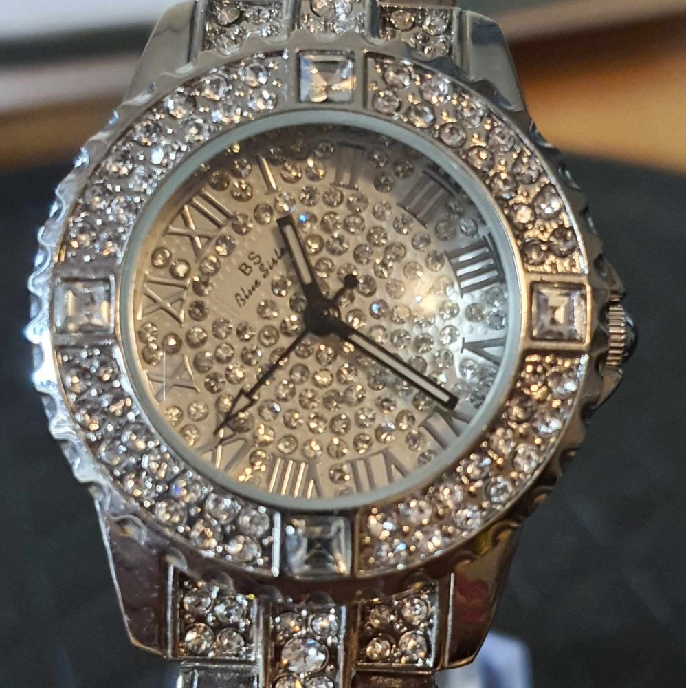 🦋10/$20🦋 Bee Sister Silver Stainless Steel Rhinestone Studded Women's Watch